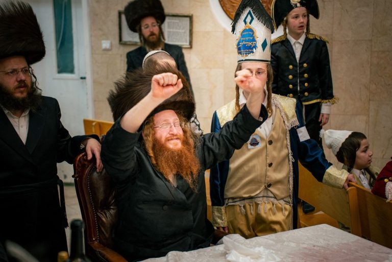 פורים תשפ''ו בחצר הקודש קאליב (11)