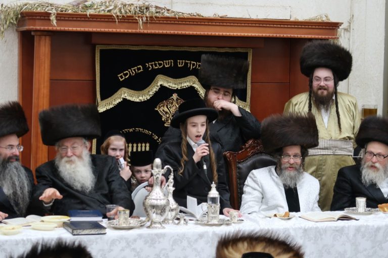 קרעטשניף סיגעט בר מצוה לנכד (18)