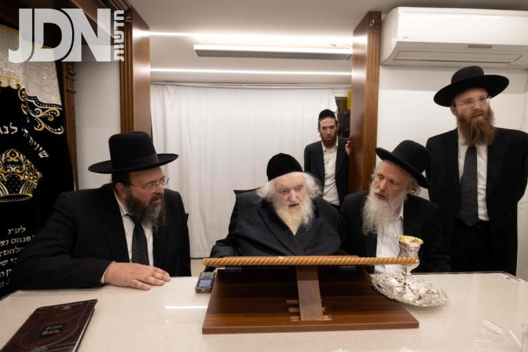 הגר''מ שטרנבוך פתיחת זמן קיץ פ''ו (4)
