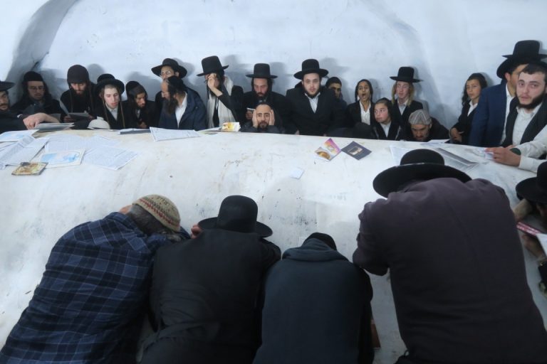 הילולת יהושע בן נון צילום מ