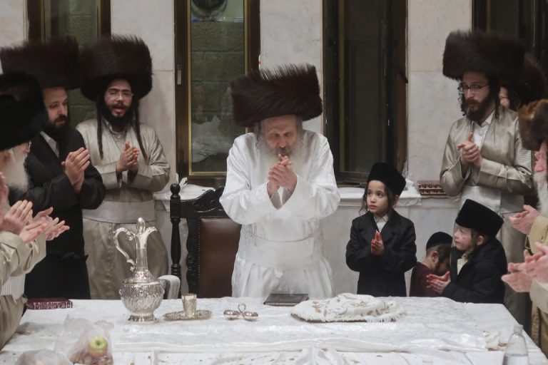 חג הפסח בחצר הקודש שומרי אמונים (26)