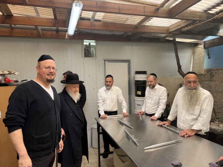 חג הפסח במחיצת רבי עזרא בצרי אב''ד ירושלים צילום ש.פ