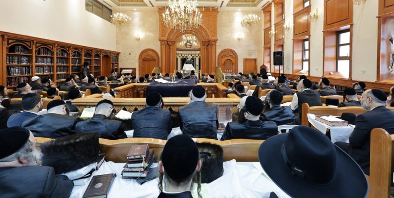חיפה שיעור בהלכה מפי דיין בי''ד הישר והטוב ר' אברהם דרברמדיקר  צילום שמואל שנקר (3)