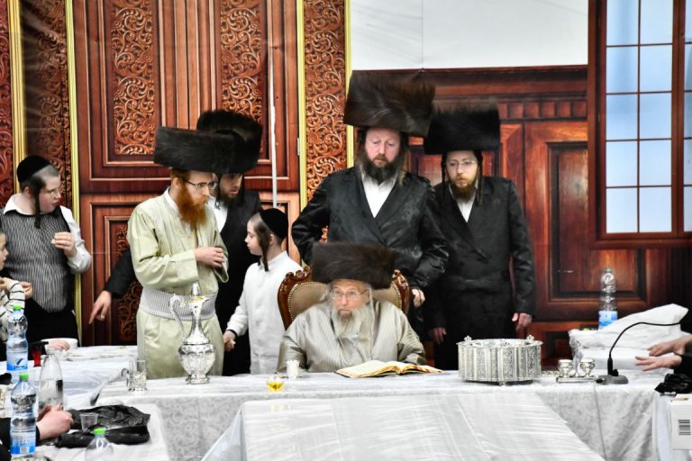 טיש פינסק קרלין צילום שוקי לרר (3)