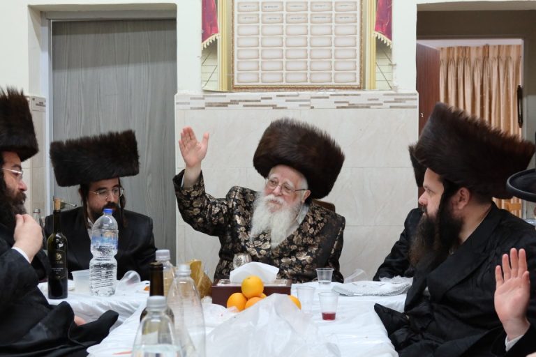 נעילת חג הפסח בחצהק שאץ ויזניץ צילום א