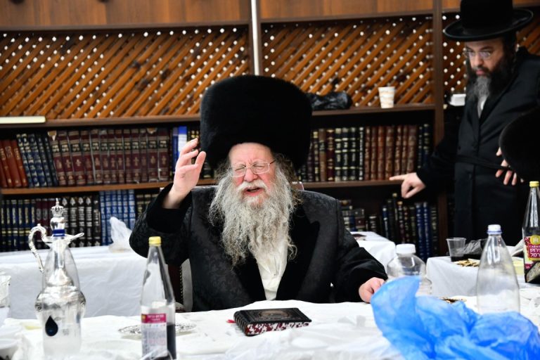 נעילת חג קוזמיר צילום שוקי לרר (7)