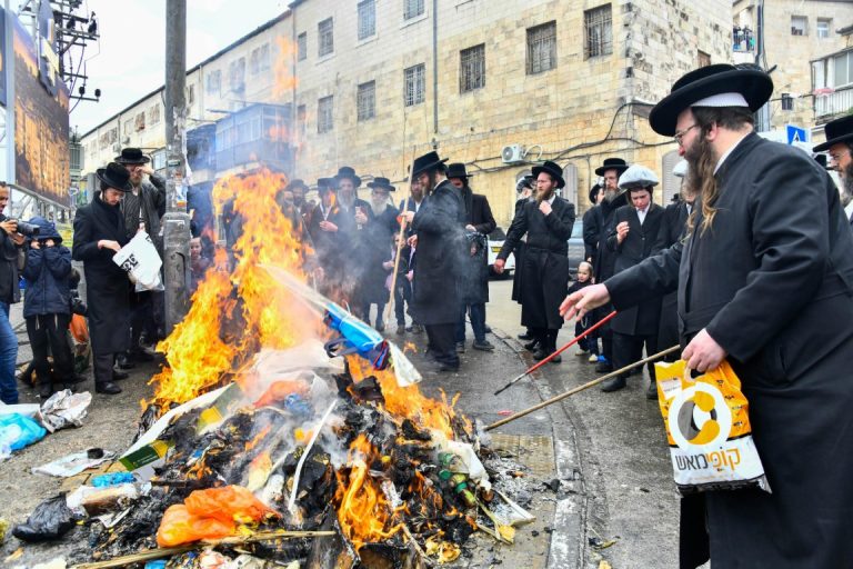 שרפת חמץ בירושלים תשפ''ו צילום שוקי לרר (34)
