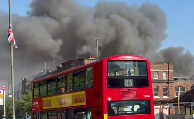 firesup27051_re_autoOrient_i