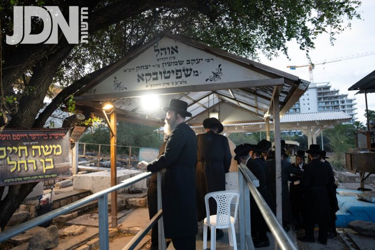 הילולת רבי יעקב שמשון משפיטובקא צילום ארי גרינבלאט (1)