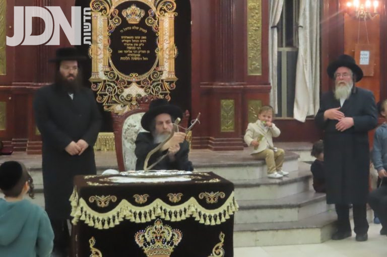 ל''ג בעומר תשפ''ו בחצר הקודש אונגוואר (3)
