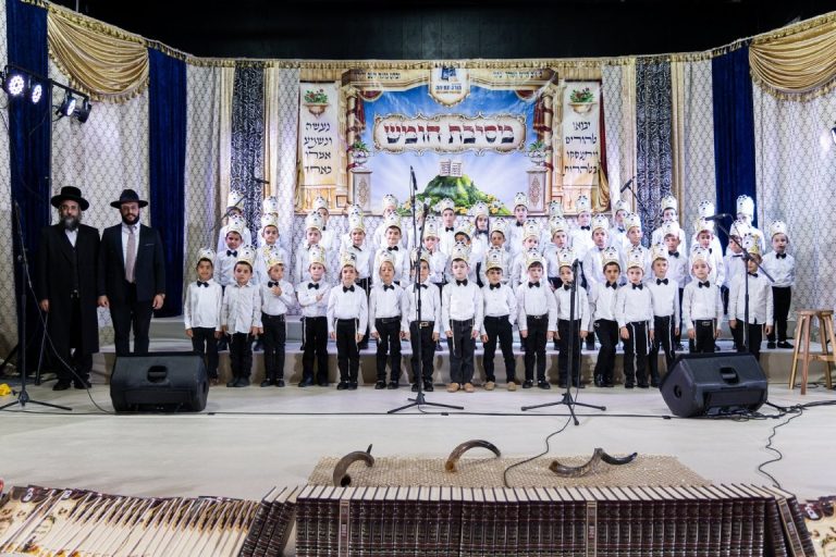 מסיבת חומש בת''ת תורה תמימה קרית אתא צילום שמואל שנקר (15)