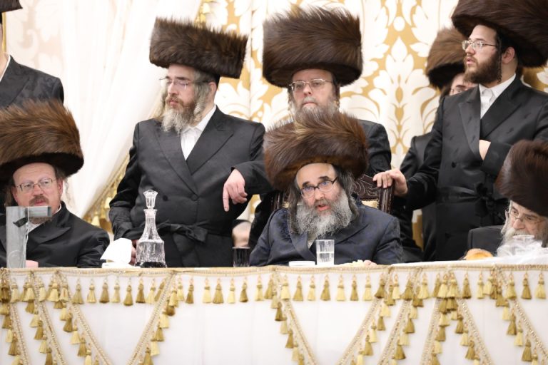 נעילת חג השבועות אבד''ק סאטמאר ירושלים צילום דוד ארזני