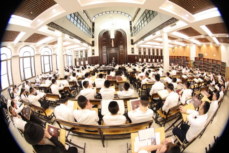 רבי חיים פיינשטיין בדרשות - צילום שלומי טריכטר (20)