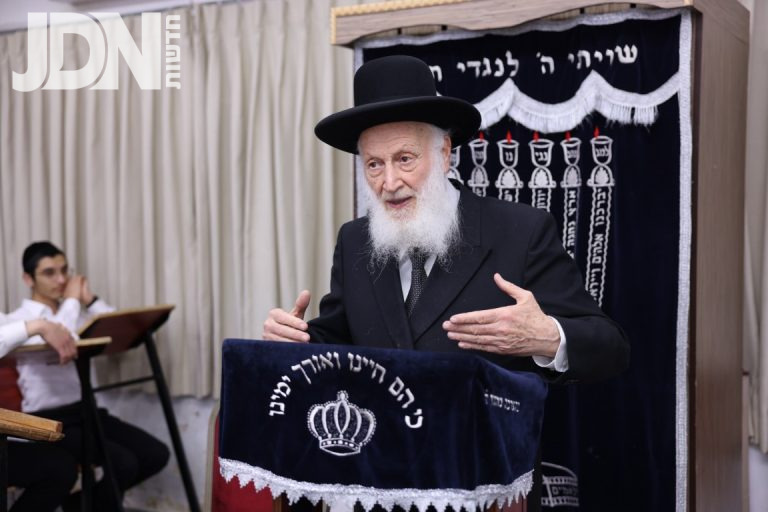 רבי שמואל בצלאל לשיחת חיזוק והתעוררות בישיבה לצעירים מבקשי תורה בבית שמש (8)