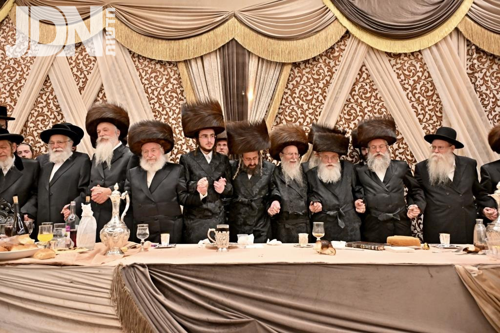 מִצְהֲלוֹת חֲתָנִים • גדולי וצדיקי הדור בשמחת בית ‘חיי נפש’