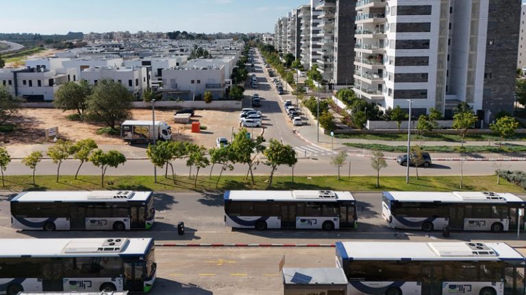 MIDEAST ISRAEL TRANSPORT