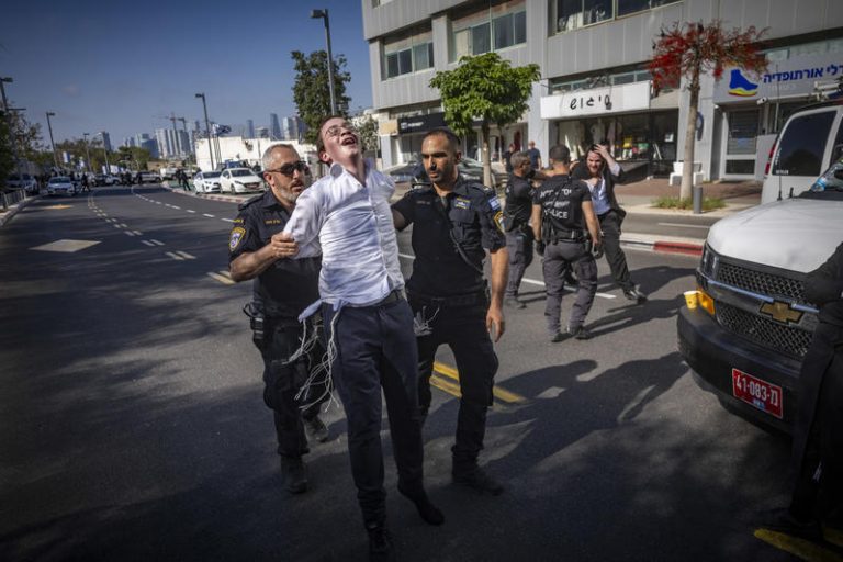 ULTRA ORTHODOX JEWISH PROTEST