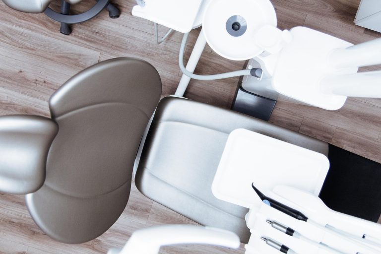 stocksnap-dentist-2589771_1280