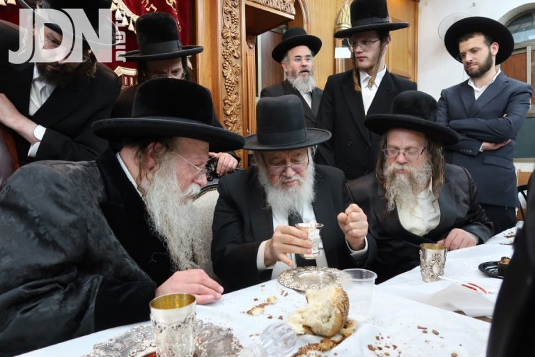 הילולת הכ' לנחלת דן בחצה''ק קוזמיר צילום י פריד (22)