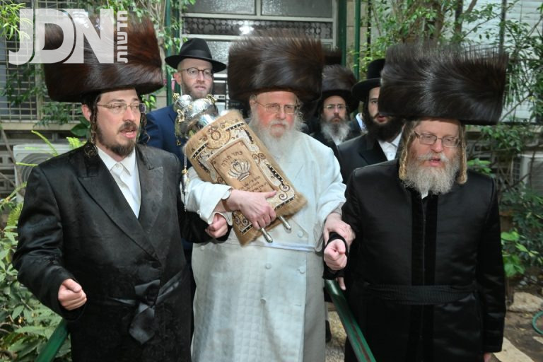 הכנסת ס''ת סאסוב (24)