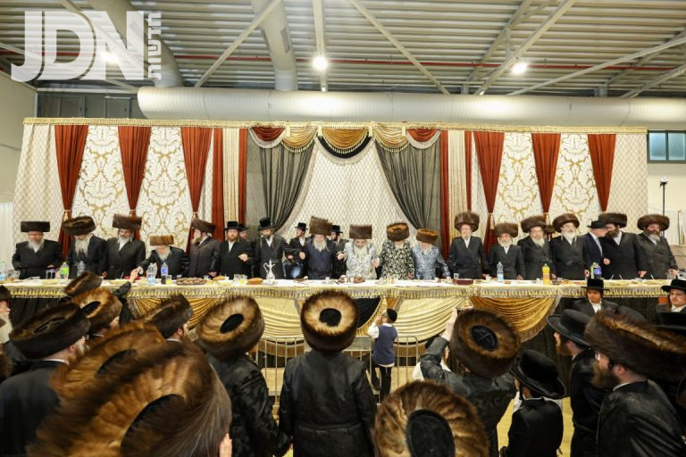 חתונה זידיטשוב – נדבורנא חיפה - ספינקא י-ם -קאסאן צילום א