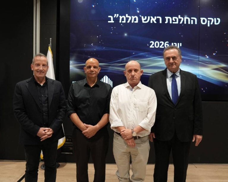ככככ