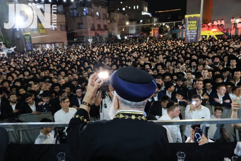 עצרת בב''ב נגד הגיוס (28)