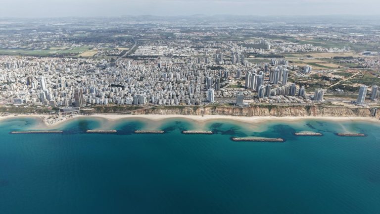 פרויקט שוברי הגלים בנתניה