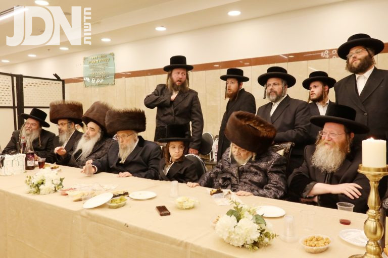 שמחת הבר מצווה בחצהק זידיטשויב בש - טמשוואר - פינסק קארלין (19)