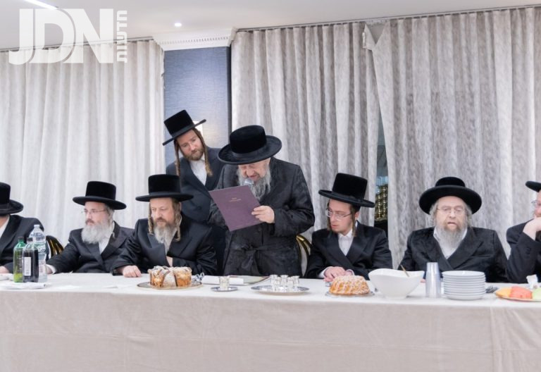 שמחת התנאים לבת האדמו''ר מווערדאן (4)