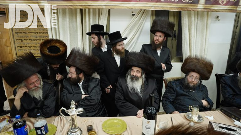 שמחת שבע ברכות המרכזי והאחרון בצאנז זימגראד צילום שימי פ