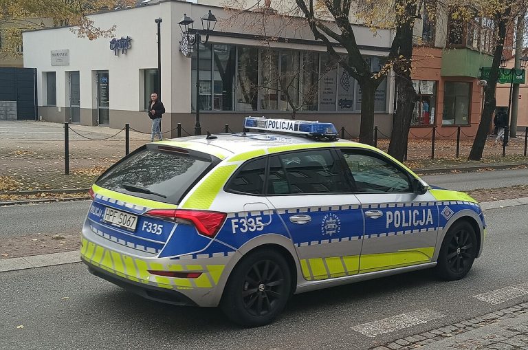 1280px-20251026_140217_Polish_Police_vehicle