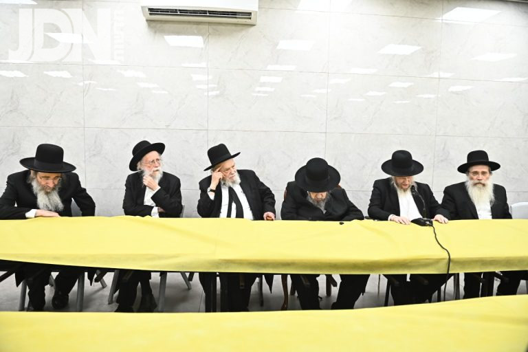 כינוס למנהלי תתי''ם בראשות הגר''ד לנדו צילום שוקי לרר (32)
