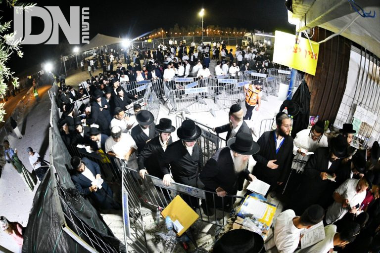 מראות הילולת הצדיק מעג'ור צילום ארי קופרשטוק (24)