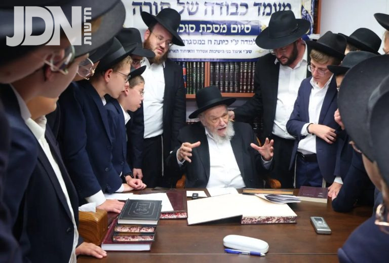 מרן רה''י הגרמ''ה הירש לתלמידים העולים לישיבות קטנות  איגוד בני הישיבות אשדוד (10)