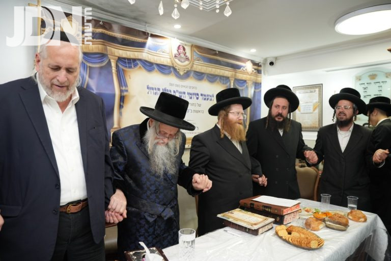 סיום שס בישיבת אור מוהראש בנשיאות הרב יצחק לעזער צילום ארי גרינבלאט (25)