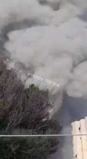 סדרת תקיפות של צה"ל על העיר צור בדרום לבנון לפני זמן קצר. כדי להגיב לכתבה לחצו כאן